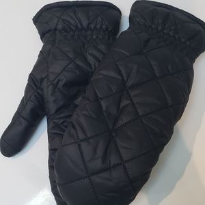 Athleta Black Quilted Puffer Gloves